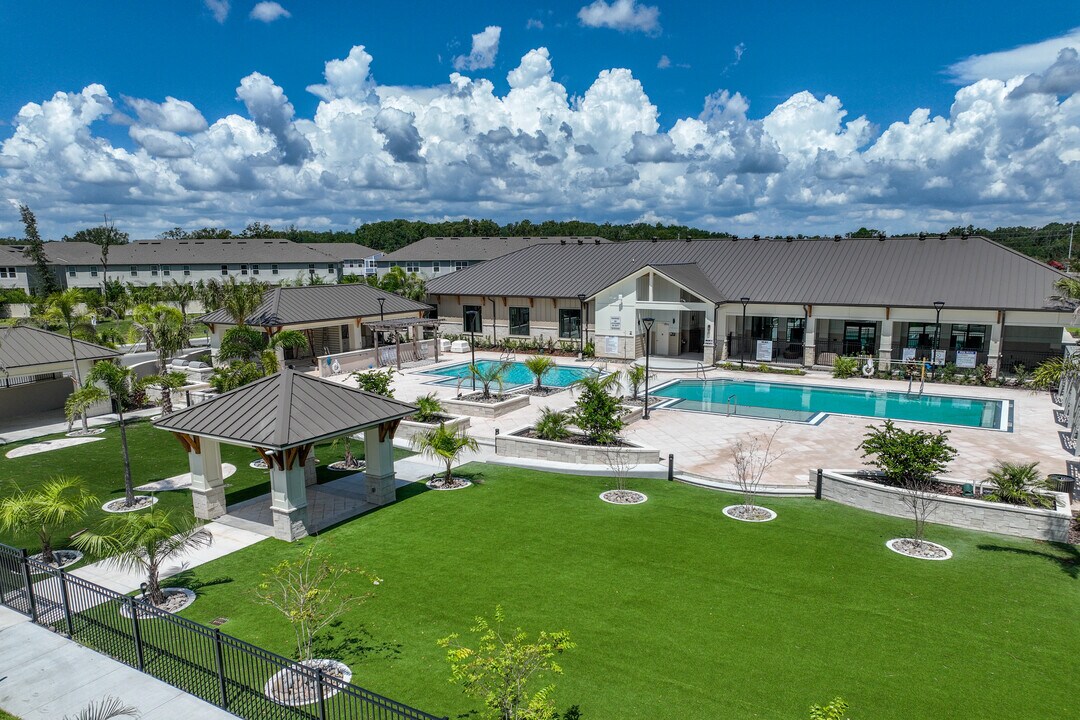 Cobalt in Lutz, FL - Foto de edificio