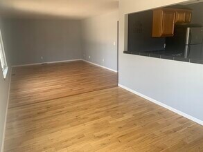 30256 Southfield Rd in Southfield, MI - Building Photo - Building Photo