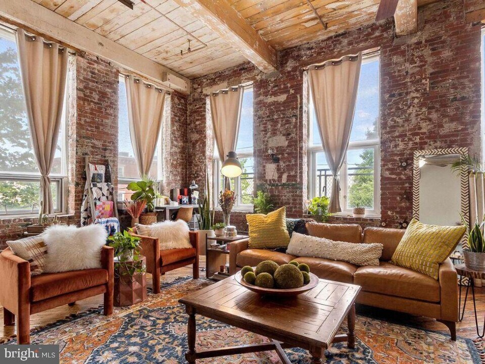 1100-06 Shackamaxon St-Unit -2D in Philadelphia, PA - Building Photo