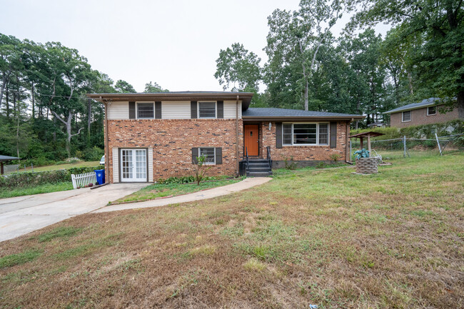 property at 4285 Mercer Rd