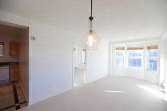 795 8th Ave in San Francisco, CA - Building Photo - Building Photo