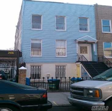 206 Cornelia St in Brooklyn, NY - Foto de edificio