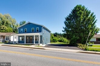 118 Winters Ln in Catonsville, MD - Building Photo - Building Photo