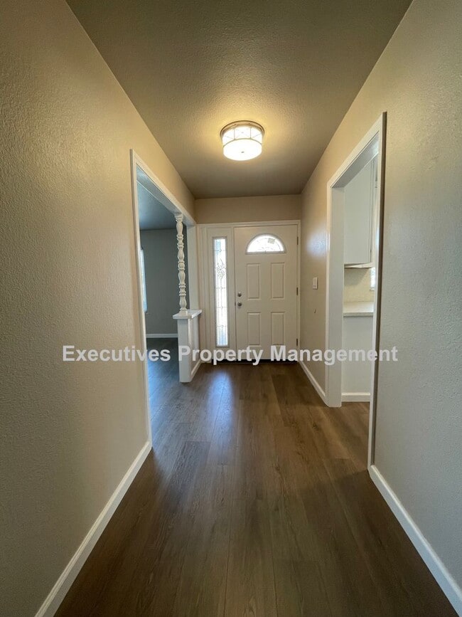 140 Juniper Ave in Atwater, CA - Building Photo - Building Photo