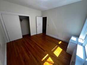 19 Lancaster Ter, Unit 103 in Brookline, MA - Building Photo - Building Photo