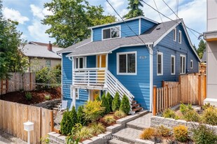 8129 9th Ave SW in Seattle, WA - Building Photo