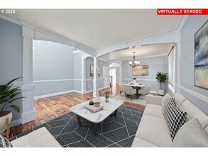 3541 SW Wonderview Ave in Gresham, OR - Foto de edificio - Building Photo