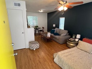 4209 Avenue B in Austin, TX - Building Photo - Building Photo