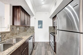 11600 SW 2nd St in Pembroke Pines, FL - Building Photo - Building Photo