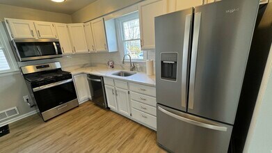8810 34th Ave in College Park, MD - Building Photo - Building Photo