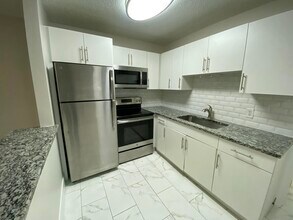 914 N Federal Hwy in Lake Worth Beach, FL - Building Photo - Building Photo