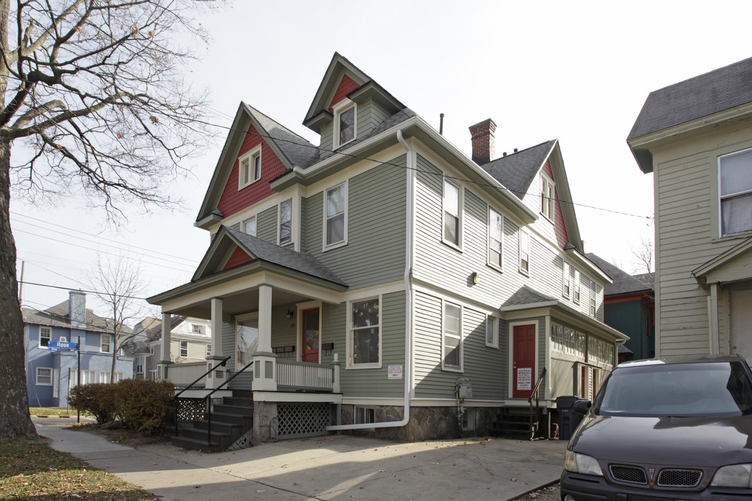 203 W Vine St in Kalamazoo, MI - Foto de edificio