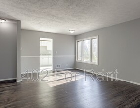 8061 Arbor St in Omaha, NE - Building Photo - Building Photo