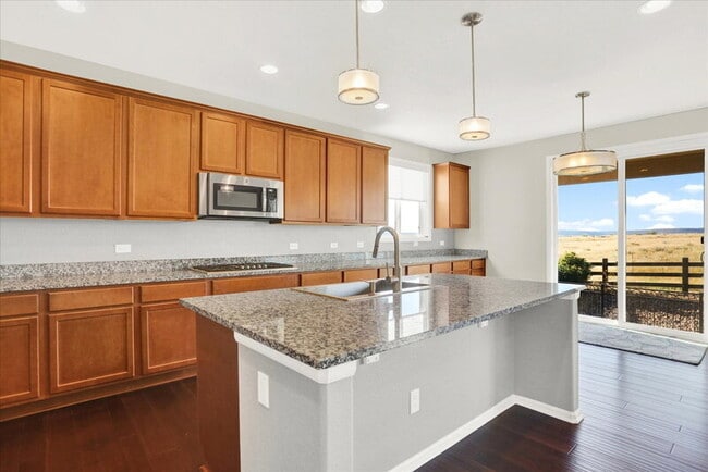 7576 Oasis Dr in Castle Rock, CO - Foto de edificio - Building Photo