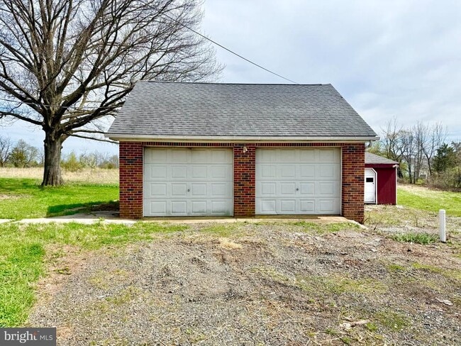 330 Gilbertsville Rd in Gilbertsville, PA - Building Photo - Building Photo