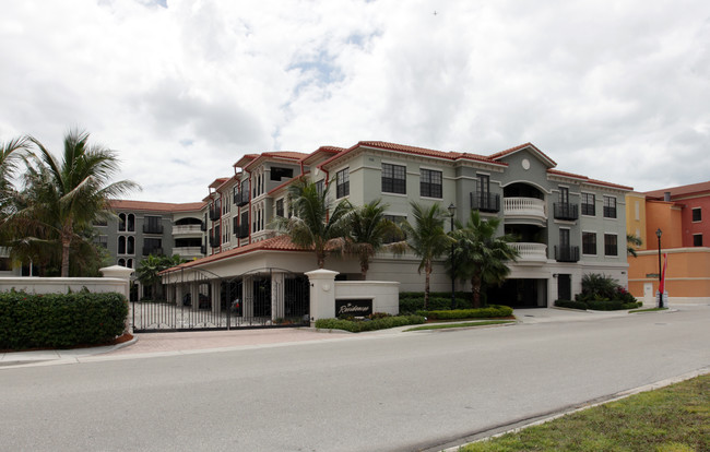 The Residences at Coconut Point in Estero, FL - Foto de edificio - Building Photo