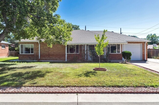 property at 800 Salem St