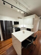 1301 W Madison St in Chicago, IL - Building Photo - Building Photo