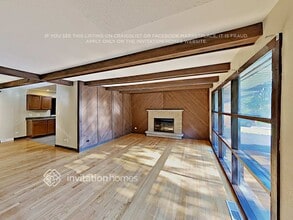 16330 Mark Ln in Tinley Park, IL - Building Photo - Building Photo
