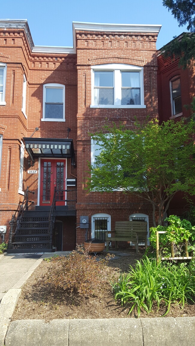 property at 1833 Vermont Ave NW