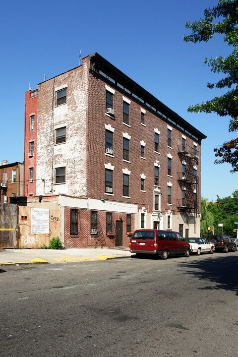 290 15th St in Brooklyn, NY - Building Photo