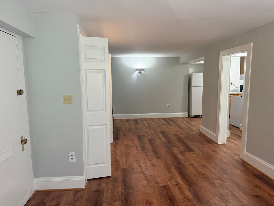 3026 Porter St NW in Washington, DC - Building Photo