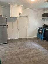 902 E Garfield St in Springfield, MO - Building Photo - Building Photo