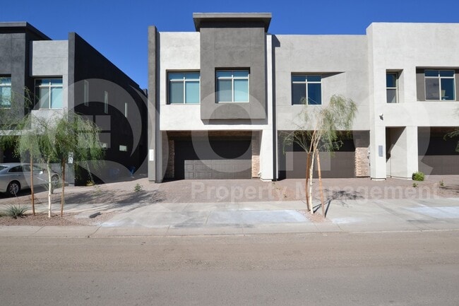 property at 1968 W Kinfield Trail