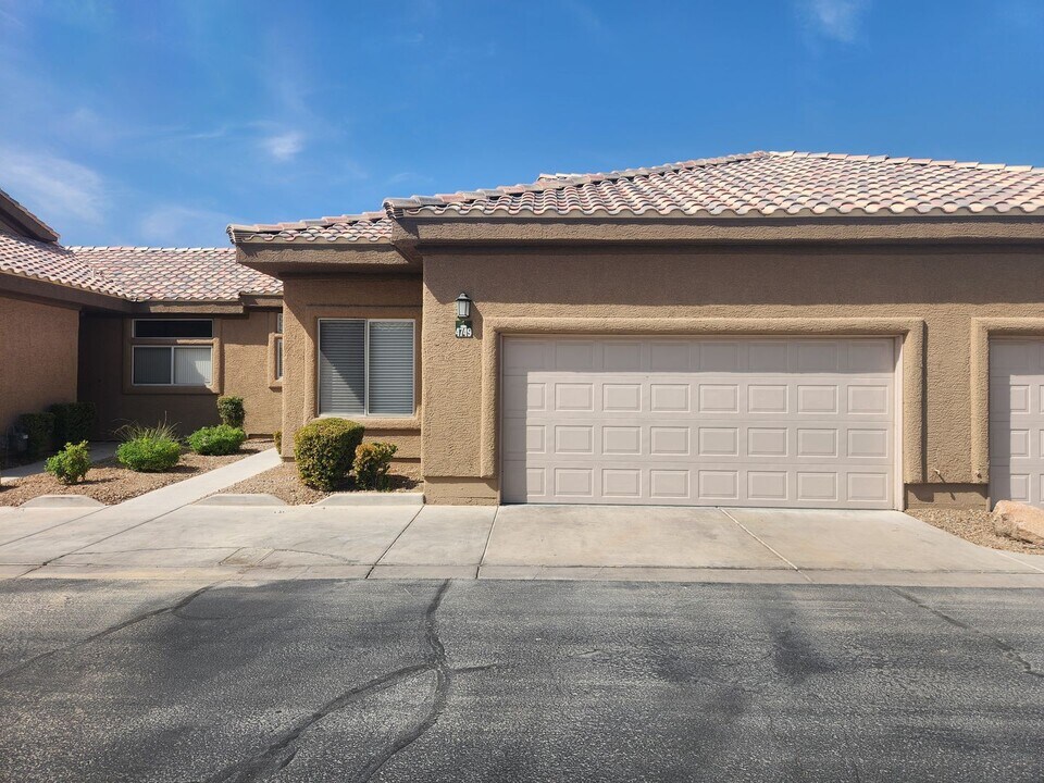 4749 Big Draw Dr in North Las Vegas, NV - Building Photo
