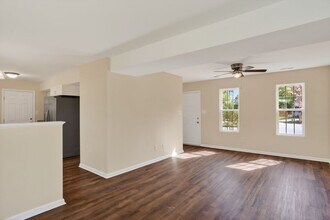 713 Emerald Ct in Newport News, VA - Building Photo - Building Photo