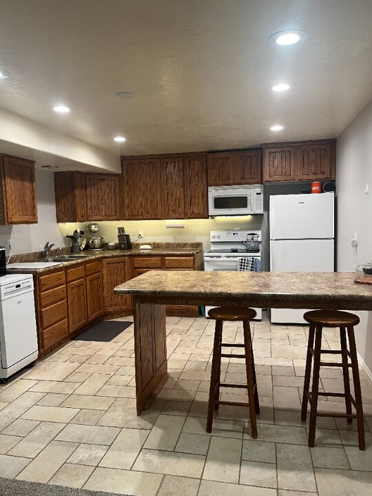 1776 900 E in Lehi, UT - Foto de edificio