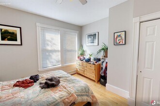 33 Portsmouth St, Unit 2R in Cambridge, MA - Building Photo - Building Photo