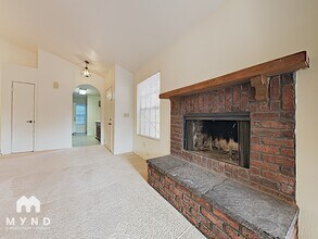 1915 S 39th St in Mesa, AZ - Building Photo - Building Photo