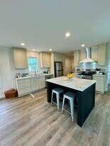 1601 Hiddenview Dr in Lakeview, MI - Building Photo