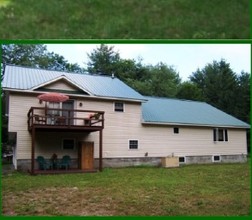 5359 N South Rd in Brantingham, NY - Foto de edificio - Building Photo