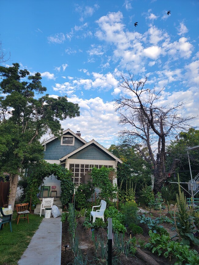 property at 127 1/2 Keystone Ave