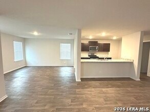 13756 Red Rock Run in San Antonio, TX - Building Photo - Building Photo