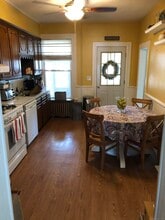 27 Seymour St in Bristol, CT - Building Photo - Building Photo