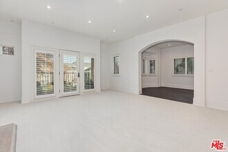 133 S Spalding Dr in Beverly Hills, CA - Building Photo - Building Photo