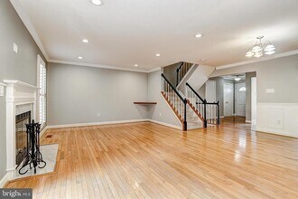 41 Battersea Bridge Ct in Timonium, MD - Building Photo - Building Photo