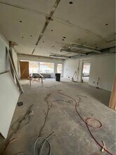 11315 E US Hwy 40 in Independence, MO - Building Photo - Building Photo