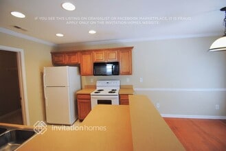 5420 Wyalong Dr in Charlotte, NC - Building Photo - Building Photo