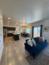 421 E 280 N in Vineyard, UT - Building Photo - Building Photo