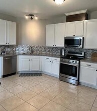 5527 Bertellis Ln in Houston, TX - Building Photo - Building Photo
