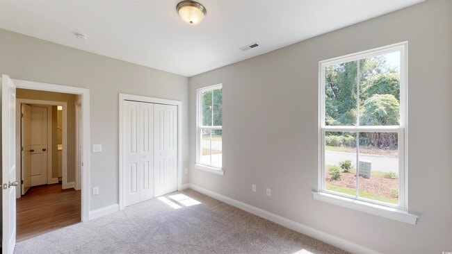 property at 29 Wimbledon Ct