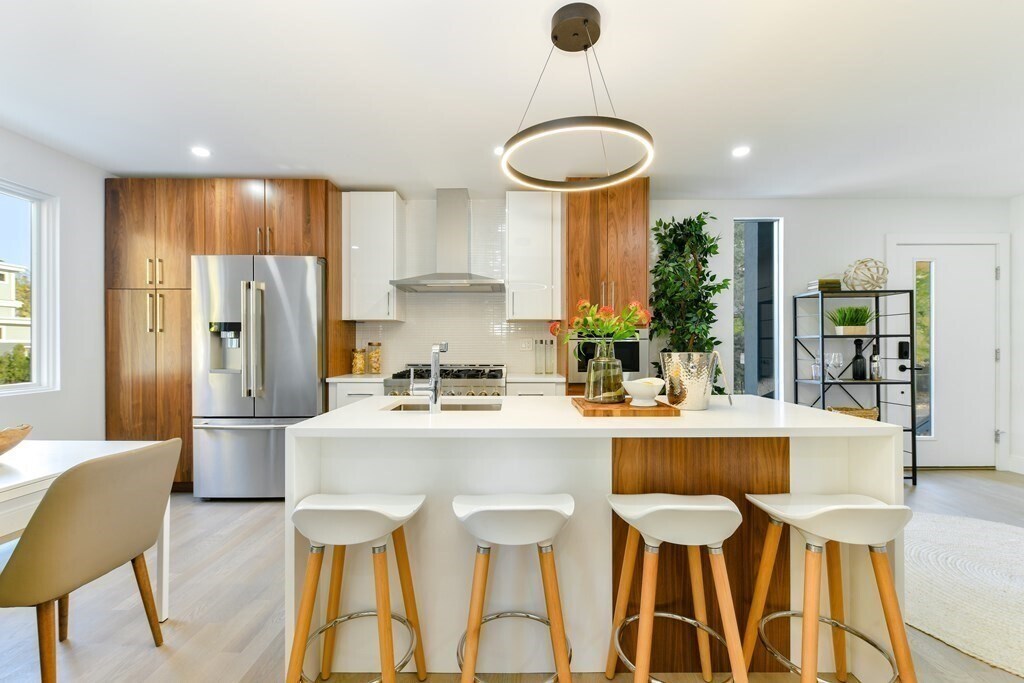 65 Alpine St in Cambridge, MA - Building Photo