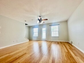 2000 Shaylin Loop in Nashville, TN - Building Photo - Building Photo