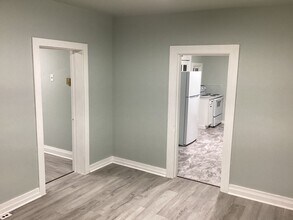 45 Clayton Ave in Waynesboro, PA - Building Photo - Building Photo