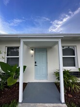 351 NE 7th Ave in Delray Beach, FL - Building Photo - Building Photo