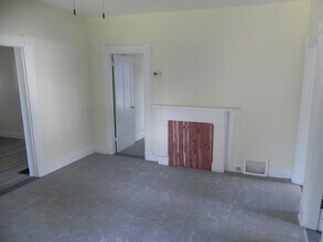 2 1/2 Jefferson St in Norwalk, CT - Building Photo - Building Photo